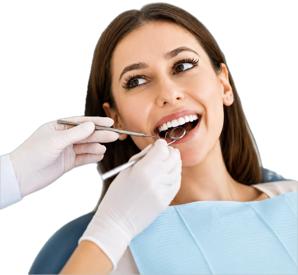 Patiente lors d’un examen de dentisterie générale à la Zirconia Dental Clinic, Birkhadem, Alger